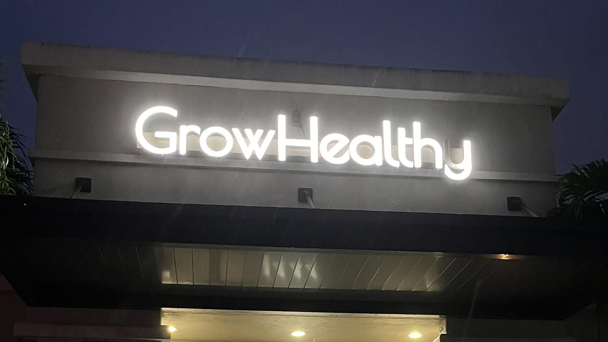 MÜV vs. GrowHealthy: Which Dispensary Reigns Supreme Near Bal Harbour?